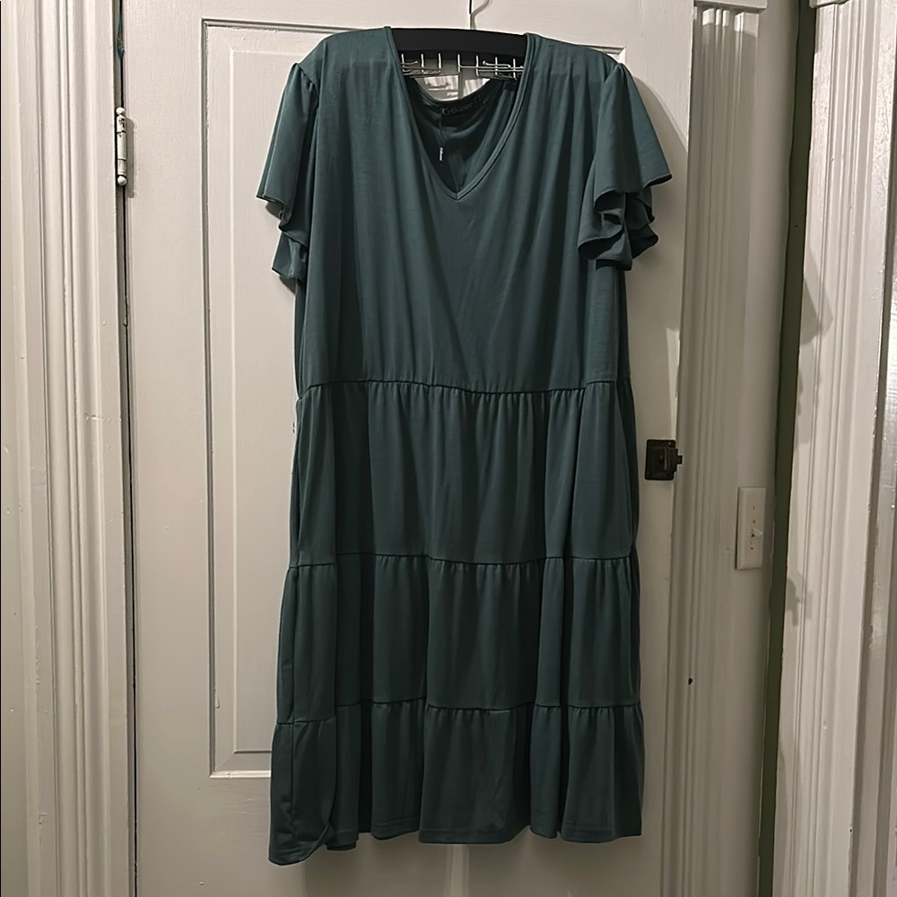 Chic Teal Tiered Midi Dress